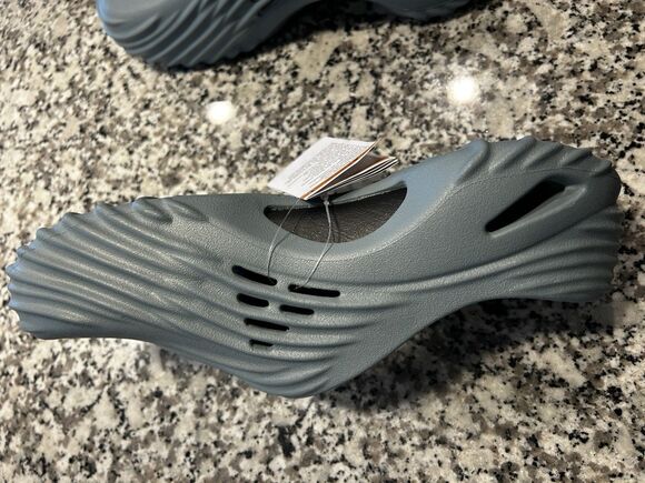 Crocs Echo Wave Women Slip-On Sandal Clogs Gray US 12 Logo Comfort Casual main image 4